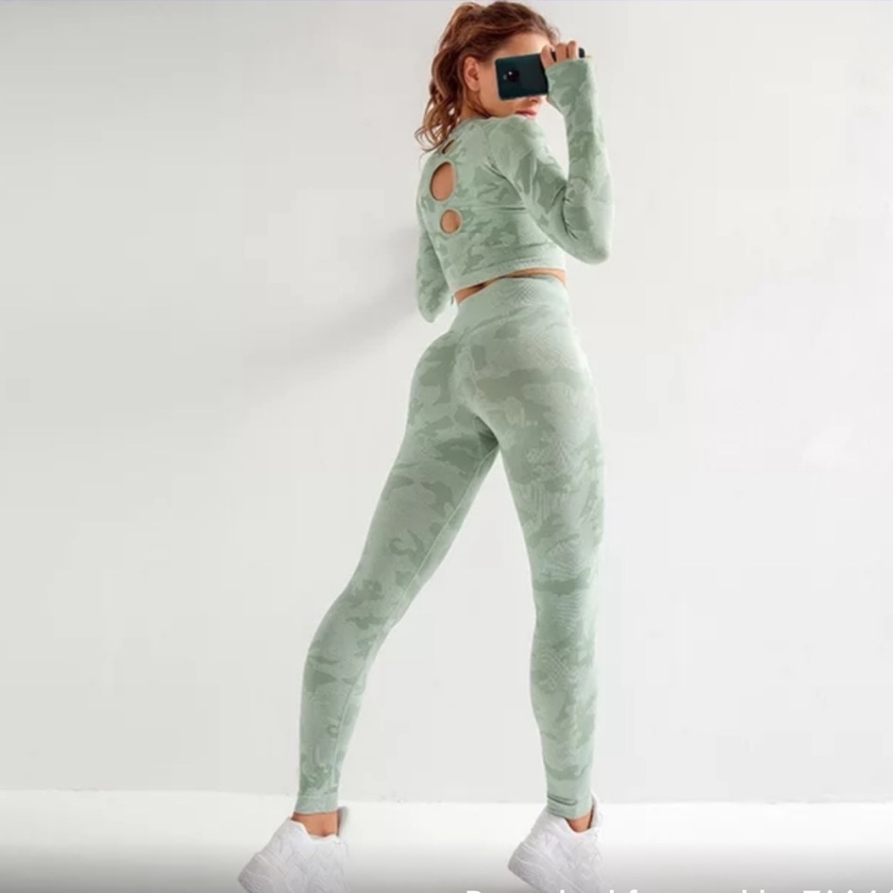 Camo Yoga Pant Set Long Sleeve Crop Top Seamless High Waist Workout Outfit M